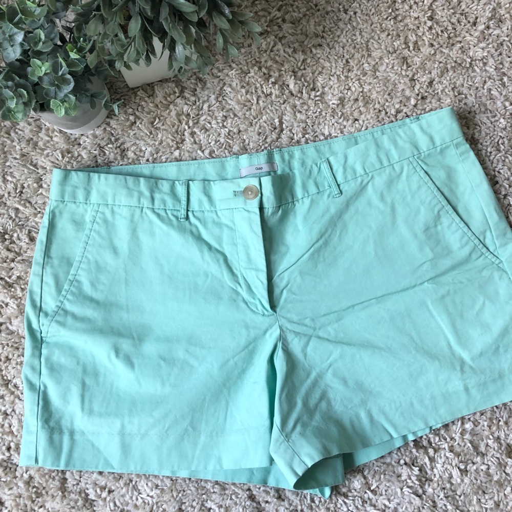 GAP Mint Green Shorts. Size 14.